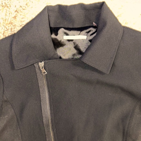 Tahari Zipper Blazer Jacket - Picture 5 of 7